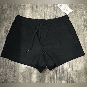 Brand new with tags Athleta farallon shorts
